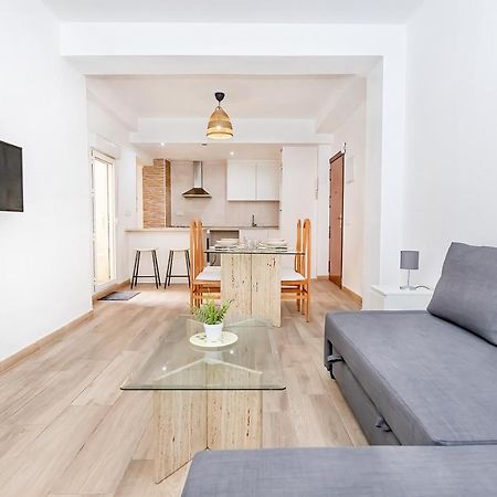 Bhost - Soho Apartment Malaga Bagian luar foto